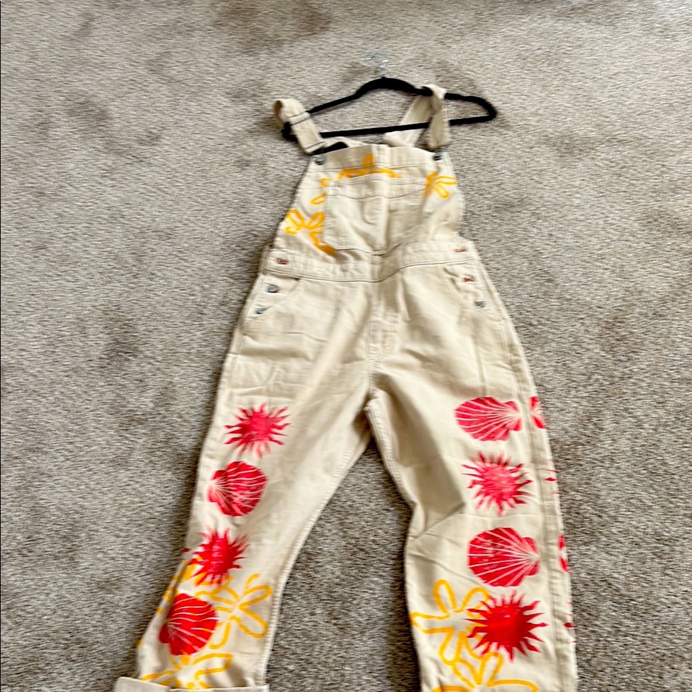 We The Free Beige Overalls with Red Sunburst printed stamps - Picture 2 of 11